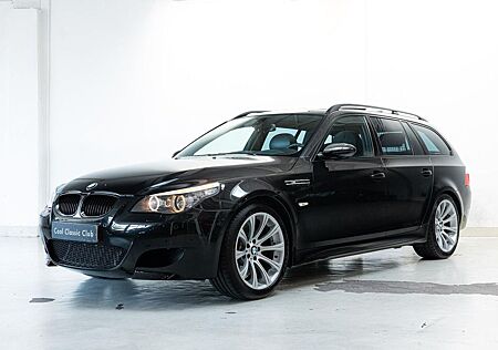 BMW M5 gebraucht kaufen BMW M5 E61 Touring - Extensively documented - Panorama