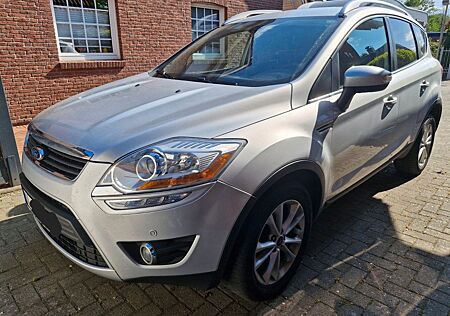 Ford Kuga 2,0 TDCi 4x4 120kW Titanium Titanium