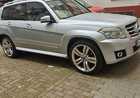 Mercedes-Benz GLK 320