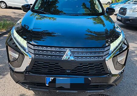 Mitsubishi Eclipse Cross 2.4 PLUG-IN HYBRID 4WD Basis Basis