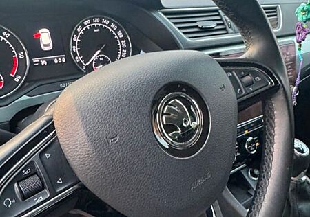 Skoda Superb Combi