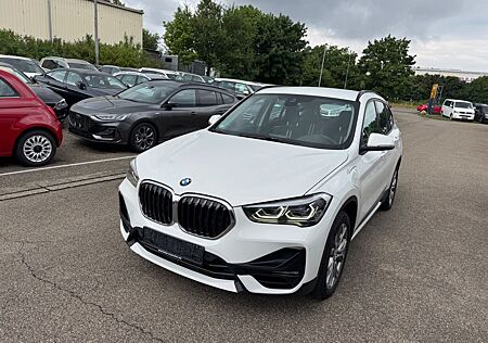 BMW X1 xDrive 25 e Sport Line,M-Sport.Leder,Kamera,