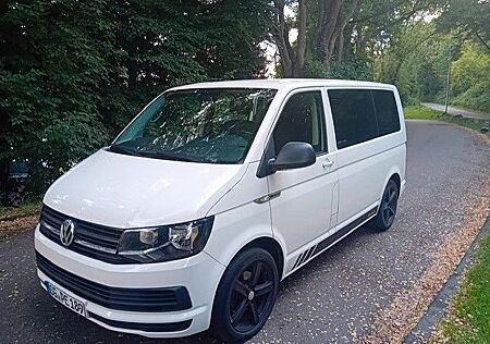 VW T6 Multivan Volkswagen Edition