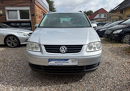 VW Touran Volkswagen Trendline Scheckheftgepflegt
