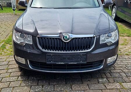 Skoda Superb 1.8 TSI Ambition Combi Ambition