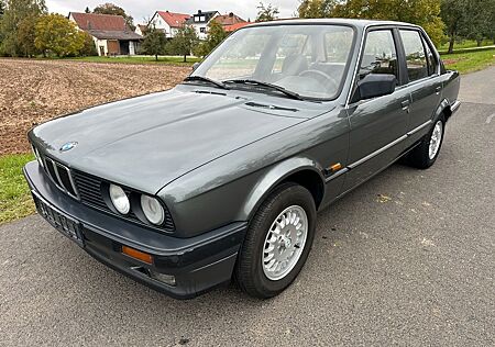 BMW 316i Limousine E 30 Schiebedach Original Zustand