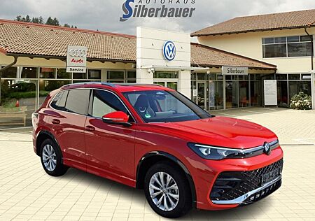 VW Tiguan Volkswagen R-Line 1.5 eTSI DSG R-Line