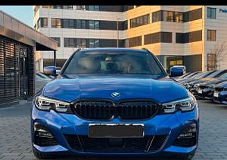 BMW 320d Touring M Sport Automatik M Sport