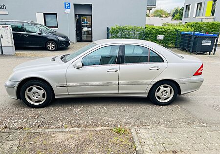 Mercedes-Benz C 180 KOMPRESSOR AVANTGARDE Avantgarde