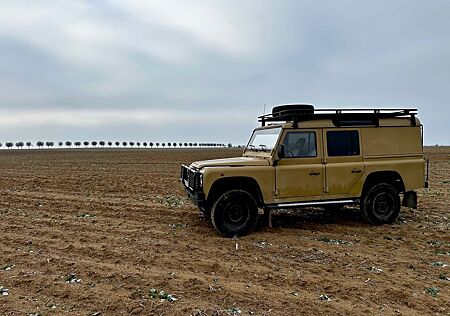 Land Rover Defender V8