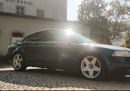 VW Passat Volkswagen 2.3 V5