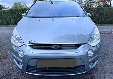Ford S-Max 2,0 Titanium 7-Sitzer