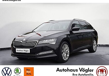 Skoda Superb Combi 2,0 TDI DSG Style Navi LED AHK Stan