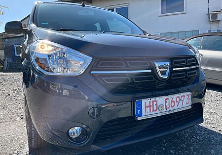 Dacia Lodgy /SHZ/NAVI/KLIMA/7SITZER/AHK/NEU/TUV/AU