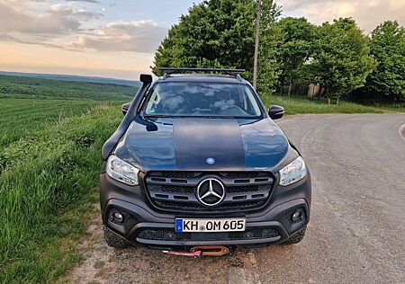 Mercedes-Benz X 250