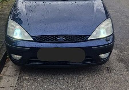 Ford Focus 1.6 Ghia Ghia TÜV 08/26