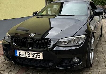 BMW 325i Cabrio LCI/M-Paket/PDC/Navi