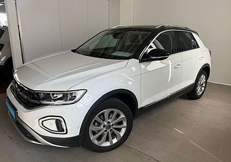 VW T-Roc Volkswagen Style 1.5 TSI DSG Navi/LED/AHK/DigCockpit