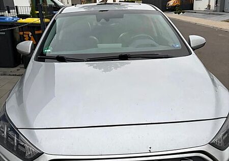 Hyundai Ioniq 1.6l GDi PLUG-IN HYBRID -
