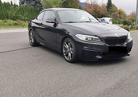 BMW M235i Coupe