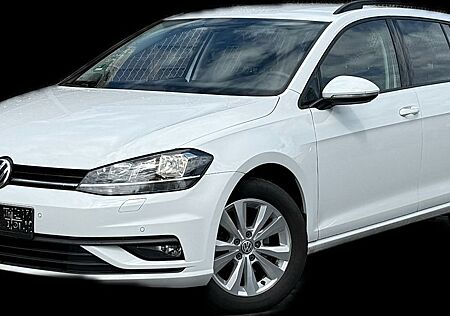 VW Golf Volkswagen 1.6 TDI SCR Trend. Variant DSG 1.H MwSt.