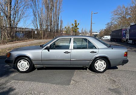 Mercedes-Benz 200 W124 TÜV/H-Kennz/Tausch/Inz.nahme mgl.
