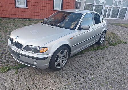 BMW 320i - Automatik