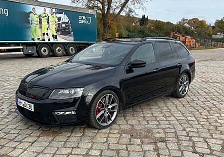 Skoda Octavia 2.0 TSI DSG RS Combi