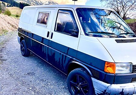 VW T4 Volkswagen Camper 2.5 TDI 6 Sitzer langer Radstand