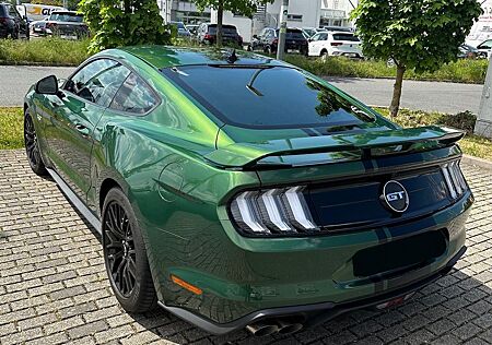 Ford Mustang GT Fastback 5.0 V8, 1.Hand, Garantie bis 2028 !!