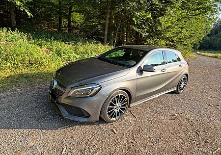 Mercedes-Benz A 180 PEAK Edition AMG-Line