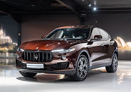 Maserati Levante Diesel*LUFTFEDER.*LEDER*NAVI*XENON*20"LM
