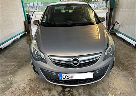Opel Corsa D 1.4 INNOVATION 101PS