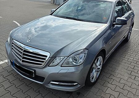 Mercedes-Benz E 250 CDI BlueEFFICIENCY AVANTGARDE AVANTGARDE