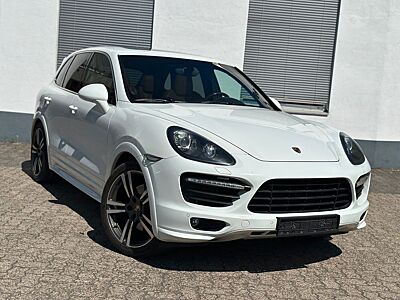 Porsche Cayenne GTS 4.8 V8 *Pano/Chrono/Klappen/Luft*TOP