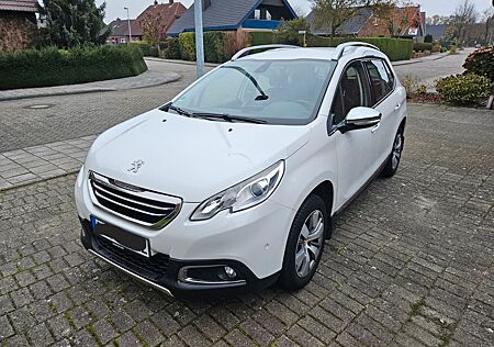 Peugeot 2008 Allure 120 VTi Allure