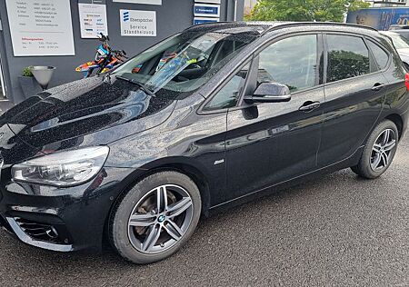 BMW 218 Active Tourer218 d Sport Line Aut. Navi