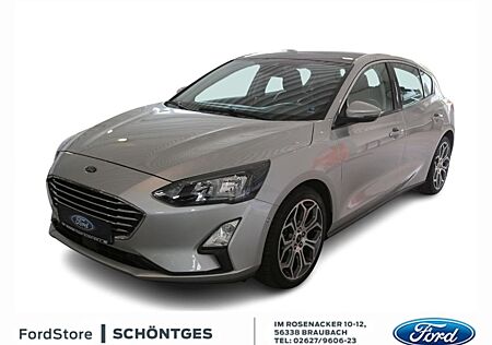 Ford Focus 1.5i Titanium Navi iACC BLIS Panorama HUD