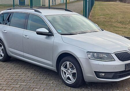 Skoda Octavia 1.8 TSI,Xenon,Standheiz.ACC,Automatik