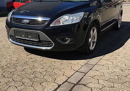 Ford Focus CC 1,6 Pininfarina