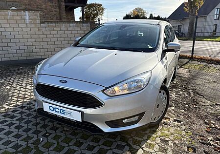 Ford Focus 1.5 TDCi Navi*PDC*Kupplung*Zahnriemen*neu
