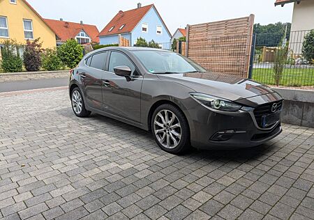 Mazda 3 2.2 SKYACTIV Sports-Line Bose Head-Up Kamera