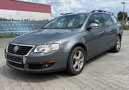 VW Passat Variant Volkswagen Trendline 1.6 Klimaaut. TÜV NEU