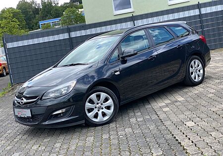 Opel Astra J Sports Tourer Exklusiv