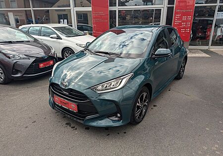 Toyota Yaris Hybrid Teamplayer Comfortpaket und Safety