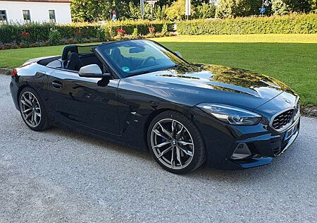 BMW Z4 M40i A HUD HARMAN-KARDON 19 Zoll LED Alarm