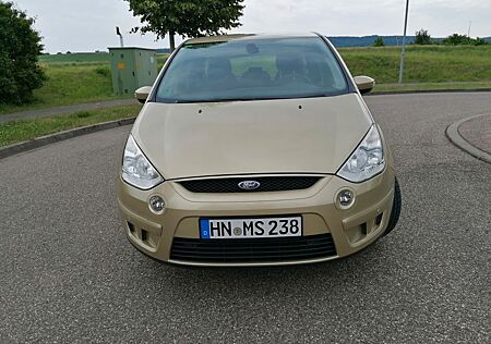 Ford S-Max 2,5 Titanium Titanium