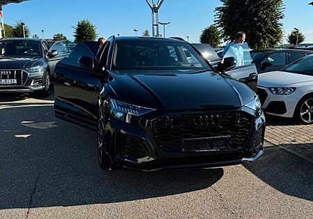 Audi RS Q8 RSQ8 TFSI quattro tiptronic -