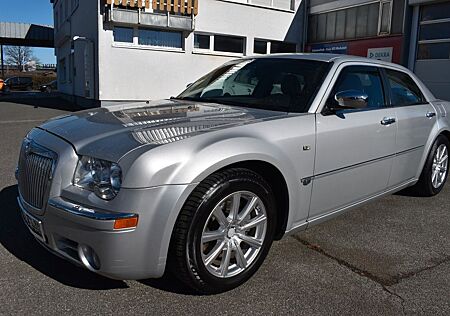 Chrysler 300C 3.0 CRD TÜV 11/2027