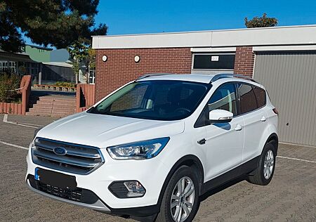 Ford Kuga 2,0 TDCi 4x2 110kW, NOCH 2 JAHRE GARANTIE!